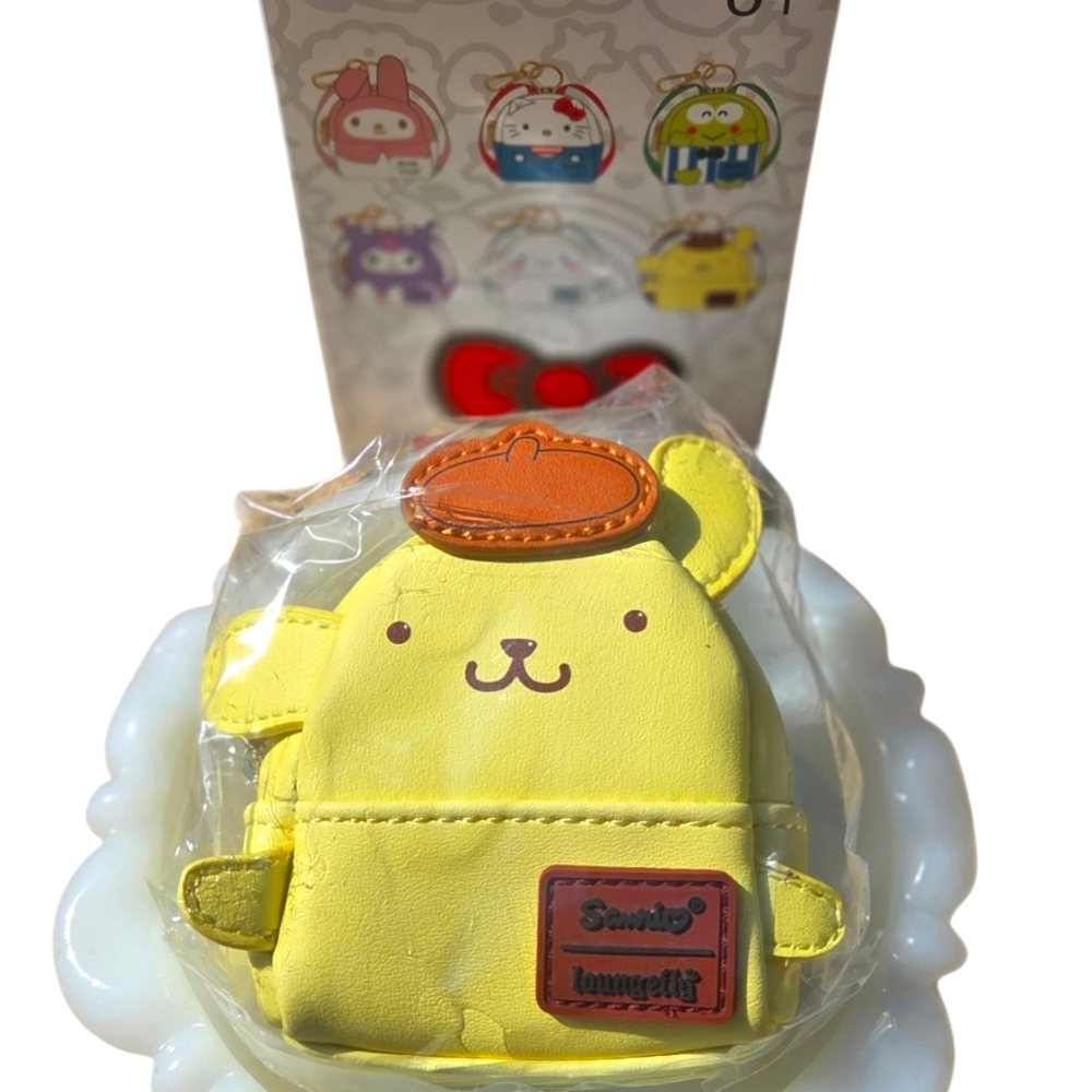 Sanrio Hello Kitty & Friends Mystery Mini Backpack Keychain Charm - Pompompurin